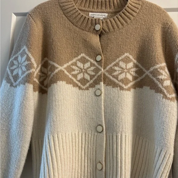 NWT Cupcakes & Cashmere Tan and Cream Sweater - Picture 2 of 7